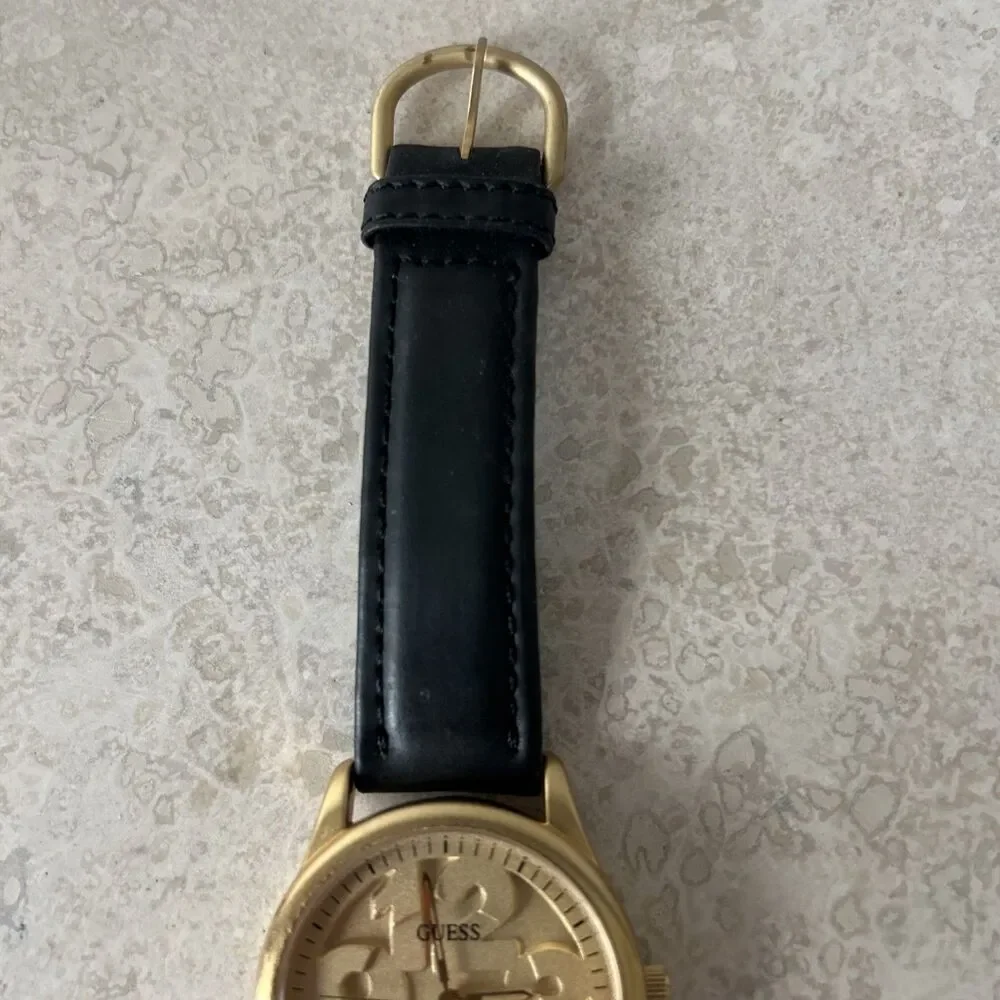 Vintage Guess Watch Gold 3D Numbers Womens New Battery Runs